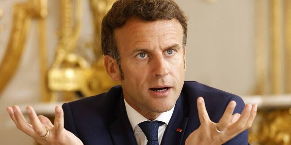 emmanuel macron 062022