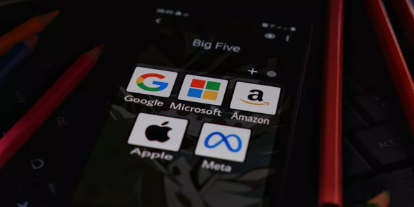 Jakarta, Indonesia - August 13, 2022: Google, Microsoft, Amazon, Apple and Meta, the Big Five American information technology companies logo displayed on smartphone 