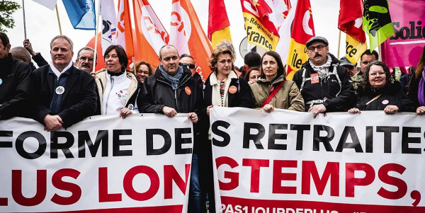 manifestation syndicats 042023