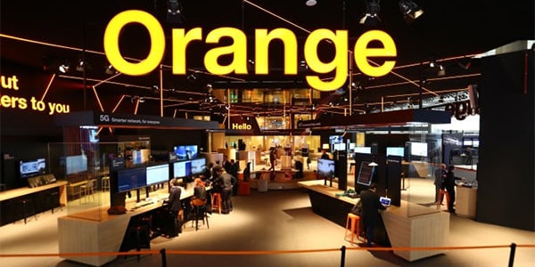 orange mwc 102022