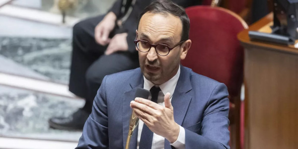 Vincent Isore/IP3 ; Paris, France October 17, 2023 - Weekly session of questions to the government at the French national parliament - Thomas CazenaveQAG, POLITIQUE, ASSEMBLEE NATIONALE, HEMICYCLE, DEMOCRATIE