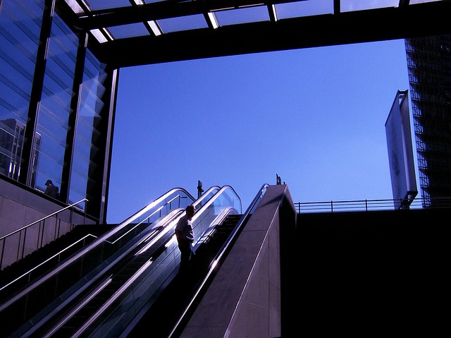 escalator 264811 640