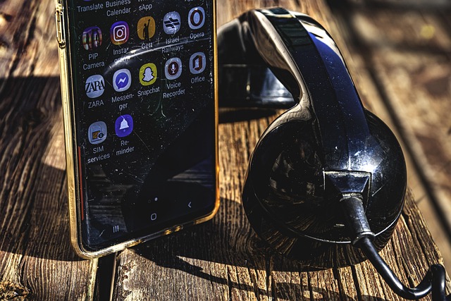 cellphone 4717569 640