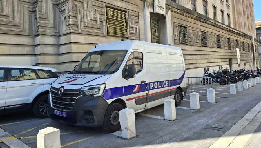 policefranceb